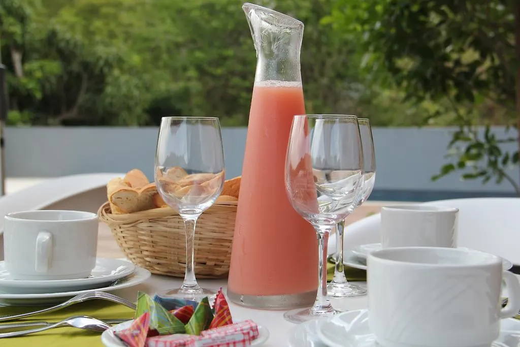 La Résidence NOU CINQ Le Gosier  0*, Le Gosier (Grande-Terre)