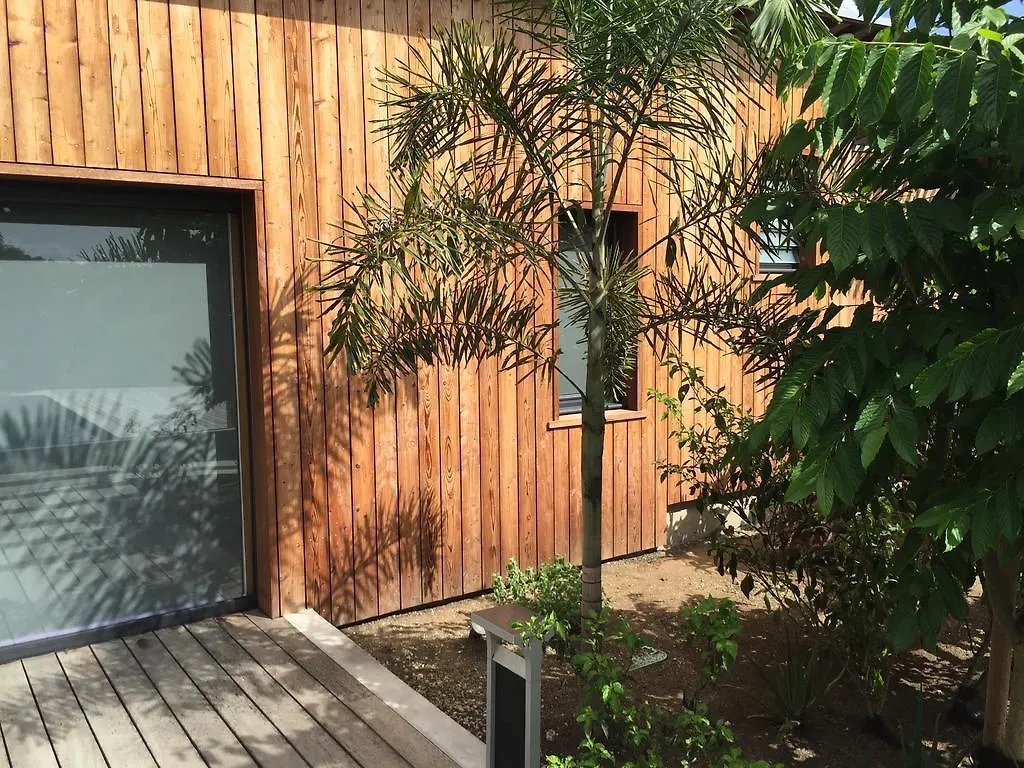 La Residence Nou Cinq Ле-Гозье